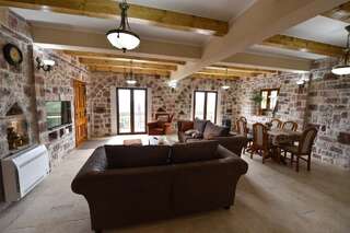 Виллы Old Stone House Tivat Villas I&II Тиват Вилла с 2 спальнями и собственным бассейном-9