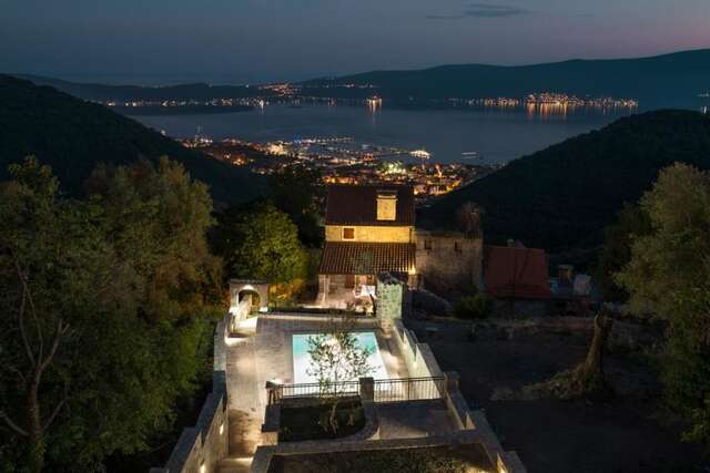 Виллы Old Stone House Tivat Villas I&II Тиват-45